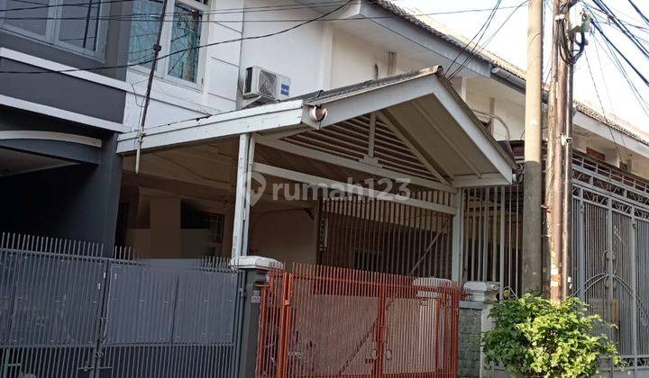 Rumah 2 Lantai di Taman Palem, Jakarta Barat, Lt 56 M, Hrg 1,2 M 1