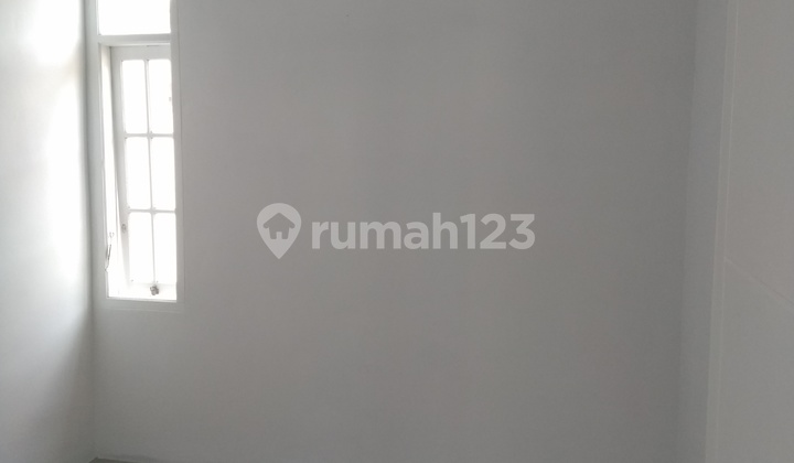 Griya Mediterania Padurenan Bekasi, Rumah Siap Huni Dp 5 Jt Akad 4