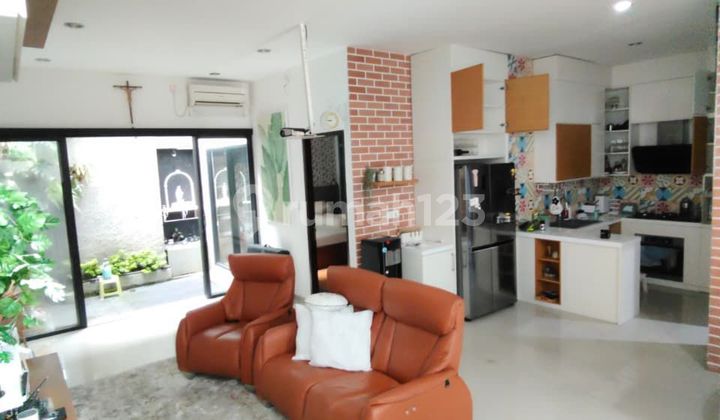 Beautiful House for Sale Located on Jl. Kencana, Cipete, South Jakarta