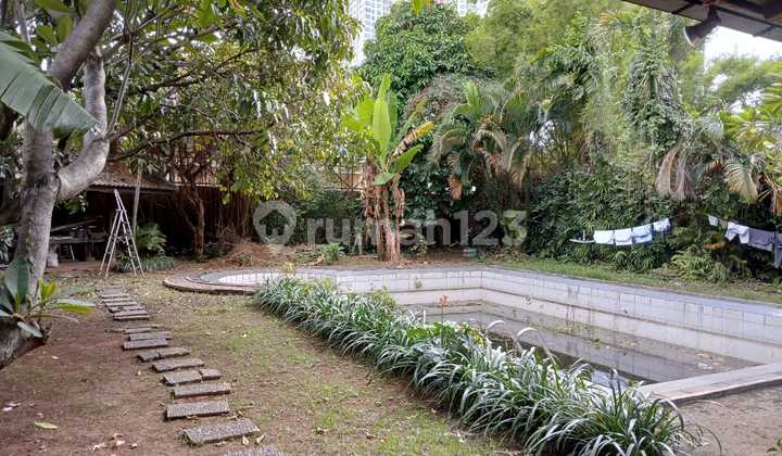 Dijual Rumah Lokasi Strategis di Kramat Pela, Kebayoran Baru, Jakarta Selatan Dijual Rumah Lokasi Strategis di Kramat Pela, Kebayoran Baru, Jakarta Selatan