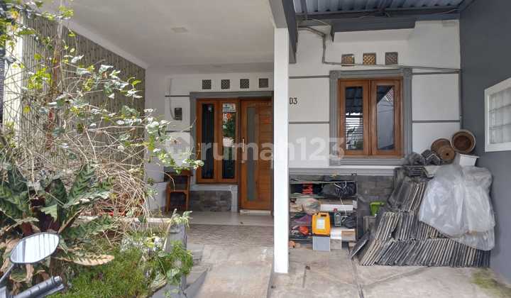 Dijual Rumah Cantik Siap Huni Tidak Banjir Lokasi Strategis di Pondok Aren, Tangerang Selatan