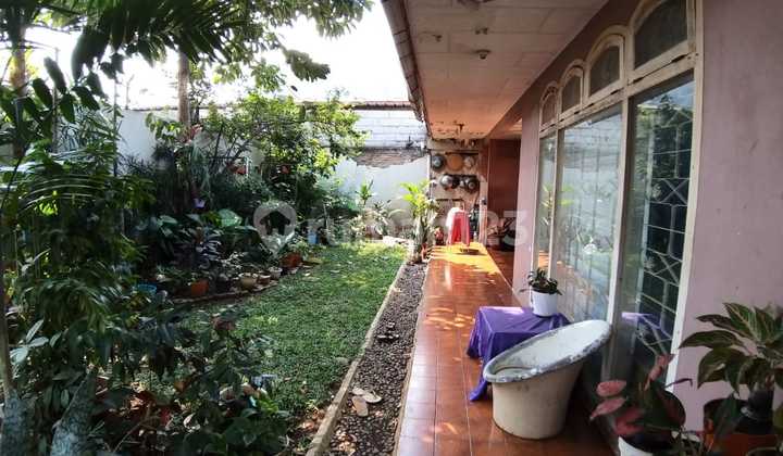 Rumah kost di Inspeksi Kalimalang 2