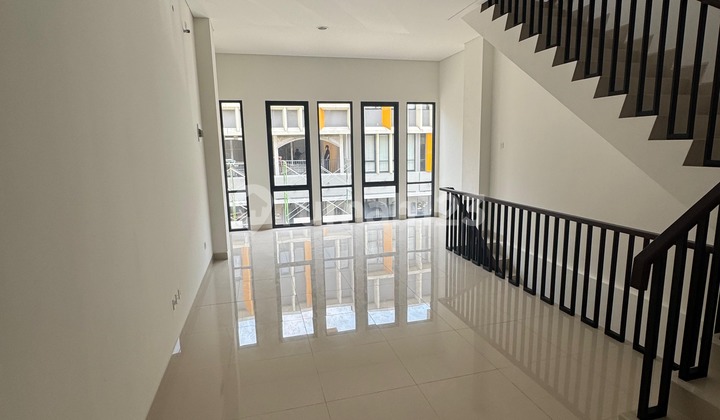 Ruko Ramai The Loop Siap Huni di BSD City Tangerang 
