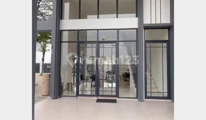 Ruko dengan potensi besar di jalan utama gading serpong