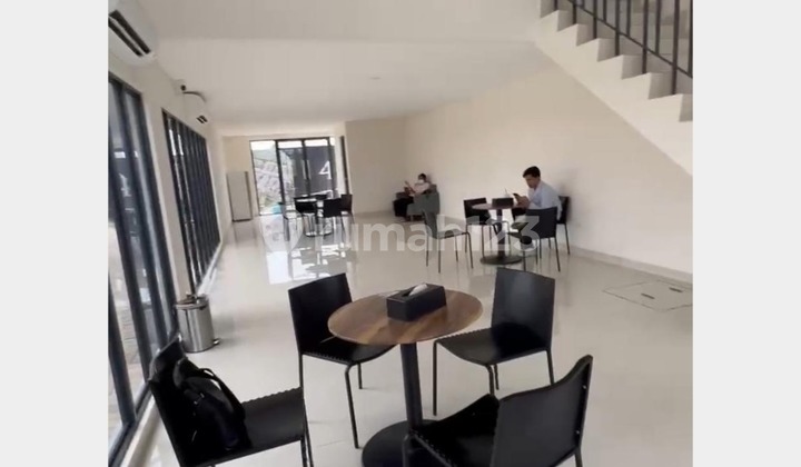 Ruko dengan potensi besar di jalan utama gading serpong
