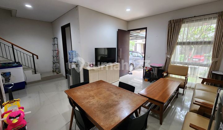 Disewakan & di Jual Rumah Nyaman dan Cantik di Bsd Pusat Kota Disewakan & di Jual Rumah Nyaman dan Cantik di Bsd Pusat Kota