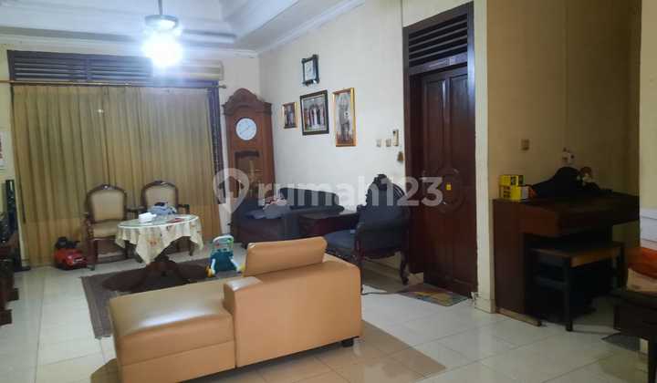 Rumah Tinggal / Kost di Jalan Jembatan Selatan  Kebayoran Baru Jakarta Selatan 2