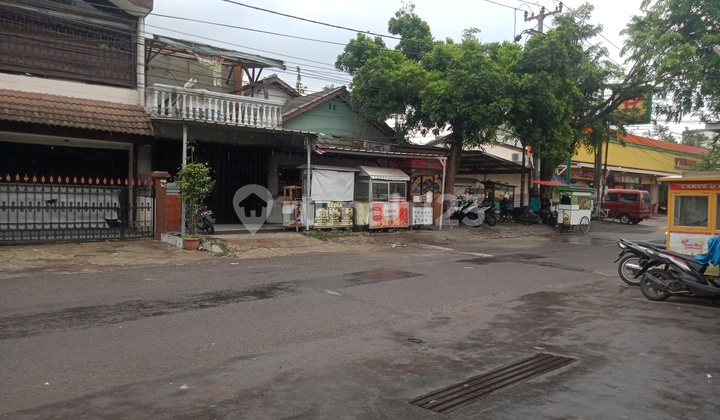 JUAL CEPAT RUMAH JL: RIUNG SALUYU, RIUNG BANDUNG MAENROAD, JALUR UTAMA SANGAT COCOK UNTUK USAHA 