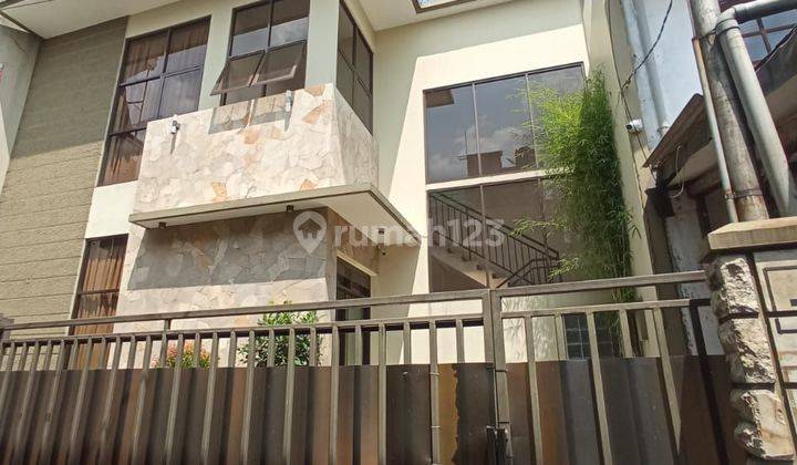 Jual Cepat rumah kost-kosan aktif full di tengah kota Dago Dipatiukur  jarang ada 1