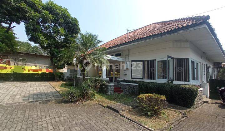 JUAL RUMAH LAMA TERAWAT, RIAU MAENROAD,BES LOKACOIN JL.RIAU,DEKAT BANK BCA,
JARANG ADA JUAL  1