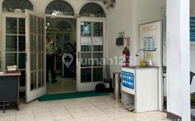 Jual Muraah Rumah 2 Lantai Terawat Harga Negoo Sampai Deal,sangat Cocok:untuk Kf,resto,klinik Dekat Gedung Sate 1