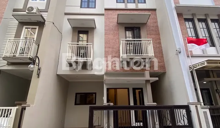 Rumah Baru dan Strategis  Daerah Blimbing Malang 