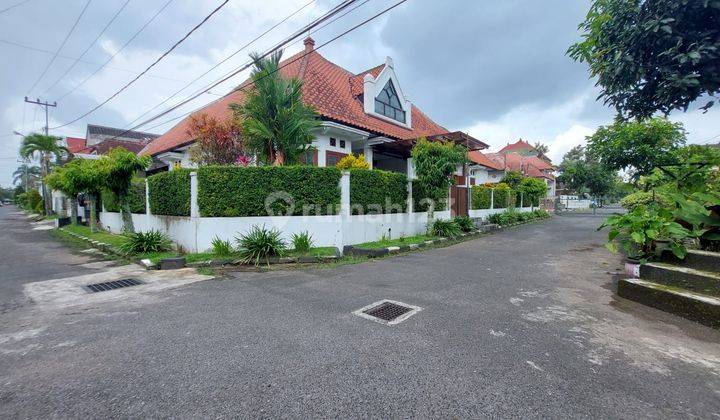 Rumah Hook Daerah Taman Sulfat Malang 1