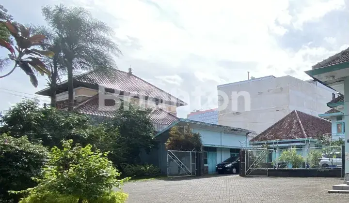 Rumah Kantor Daerah Gunung Gunung Pusat Kota Malang 1