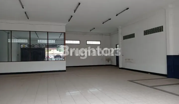 Good Ready-to-Live Warehouse in Kepanjen Malang Area