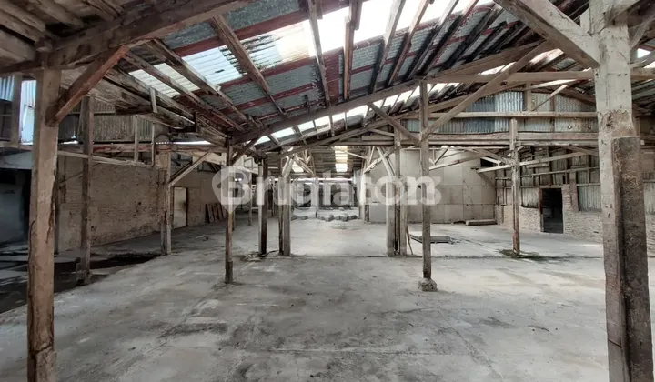 Warehouse Area 2000 sqm Bandulan Area Malang Warehouse Area 2000 sqm Bandulan Area Malang