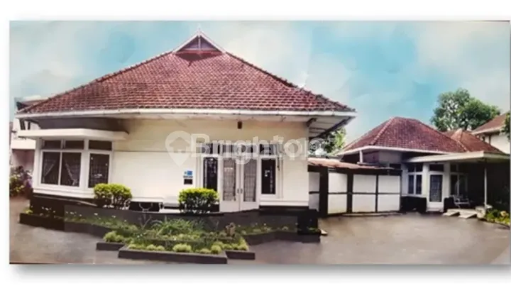 Ready-to-Use House in Ijen Axis Area, Malang 1