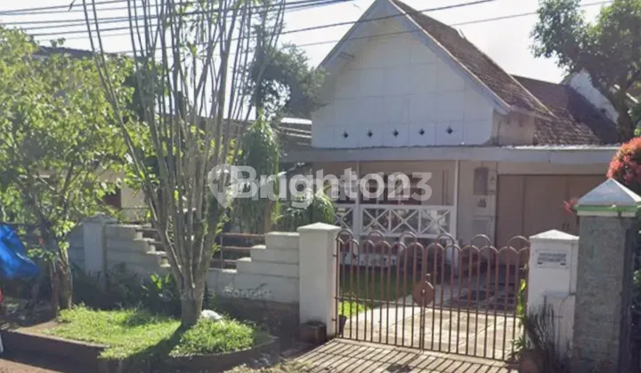 Rumah Daerah Gunung Gunung Poros Jalan Bebas Banjir