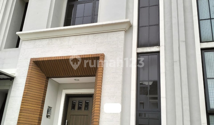 Rumah Cantik Siap huni di Cluster Palmyra Alam Sutera .