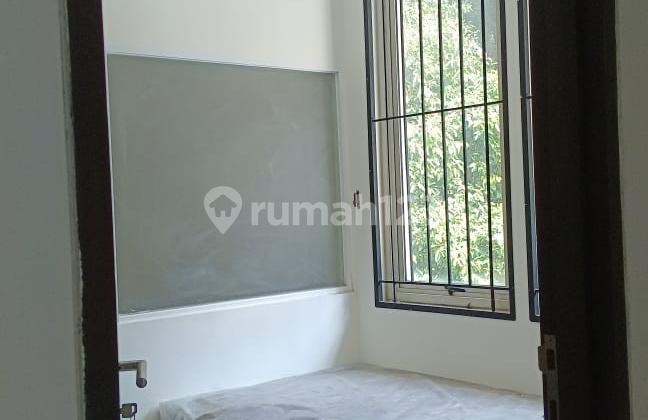 For Sale Ready-to-occupy Boarding House in Foresta Naturale BSD 2