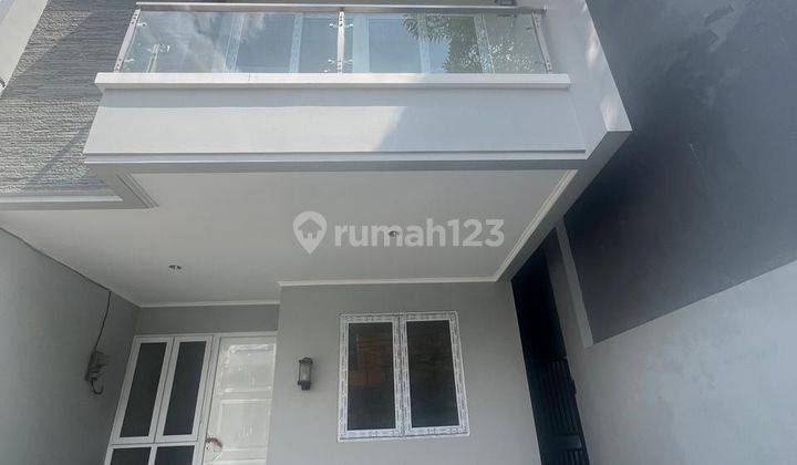 Dijual  Rumah Baru Di Jl. Mangga  - Tanjung Duren 2