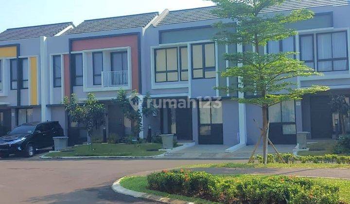 Rumah Minimalis di Sympohonia Gading Serpong 2