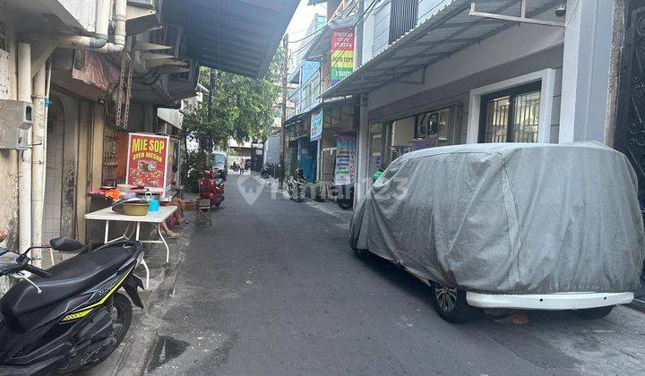 Rumah Tua Cocok Buat Kost-kost an 4 Lantai Siap Bangun 1