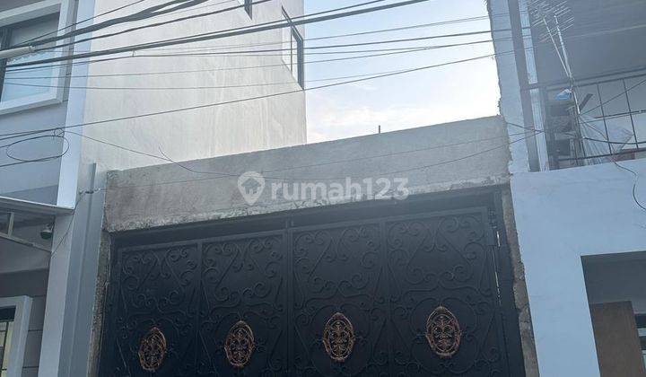 Rumah Tua Cocok Buat Kost-kost an 4 Lantai Siap Bangun 2