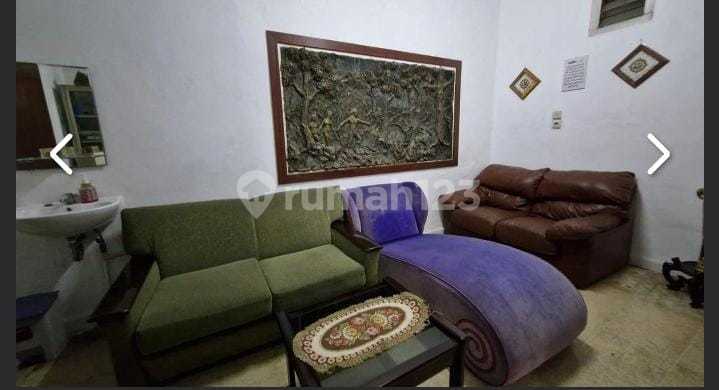 Dijual Rumah 2 Lantai di Jalan Kerinci Kebayoran Baru