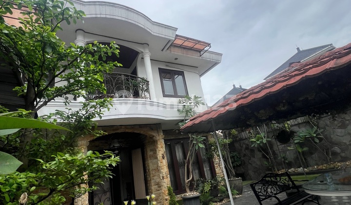 Dijual Rumah 2 Lantai di Pejaten Ada Kolam Renang