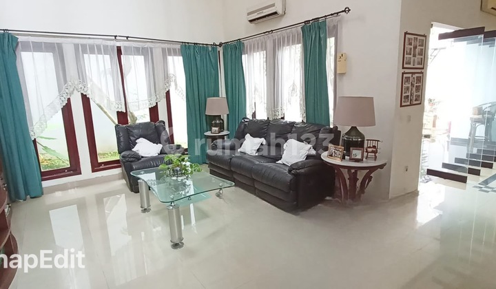 Dijual Rumah mewah di  Taman Telaga Golf BSD 2