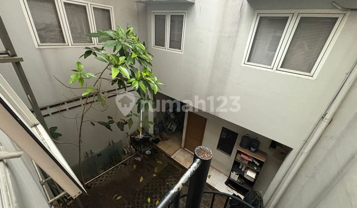 Dijual Gudang Plus Kantor di Kawasan Pergudangan Taman Tekno Bsd