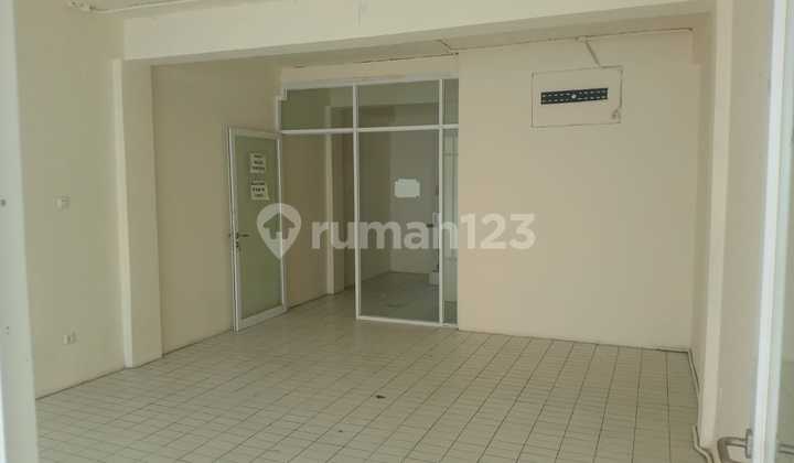 Disewa Ruko Gandeng di Fatmawati Depan Stasiun MRT H.nawi Lokasi Strategis Disewa Ruko Gandeng di Fatmawati Depan Stasiun MRT H.nawi Lokasi Strategis