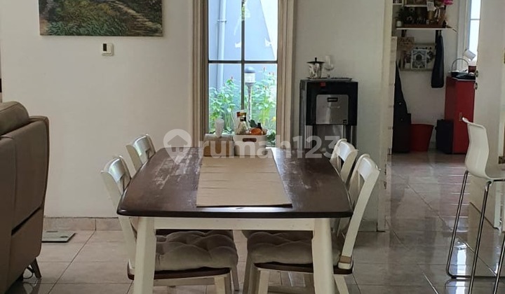 Dijual Rumah Siap Huni Berlokasi di Alam Sutera 2