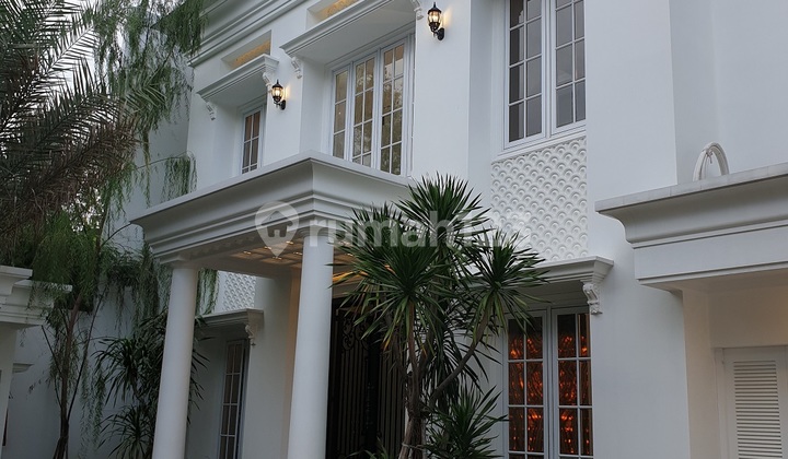 FOR SALE NEW AMERICAN CLASSIC HOUSE IN A QUIET AREA OF PONDOK INDAH 2