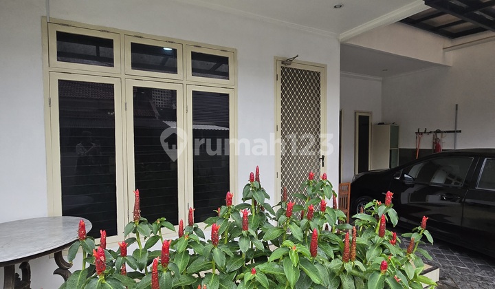 Rumah Terawat Turun Harga di Pondok Indah