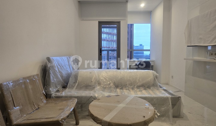 South Quarter Studio Apartment Brand New Cheap Sale at a Loss - Fully Furnished South Quarter Studio Apartment Brand New Cheap Sale at a Loss - Fully Furnished