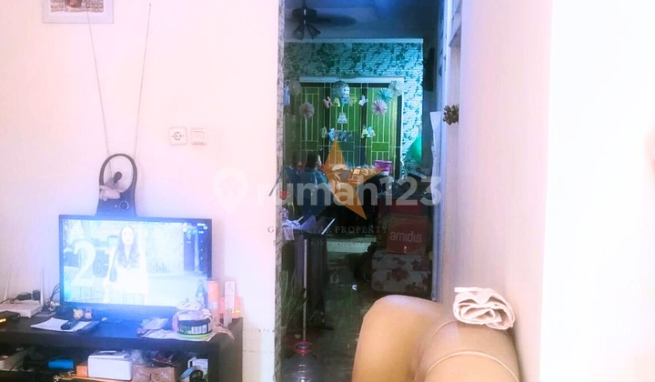 Dijual Cepat Rumah Semi Furnished Di Cluster Graha Raya 2