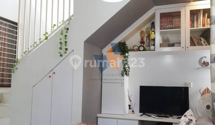 Rumah Cantik 2 Lantai Di Lokasi Strategis Graha Rays 2
