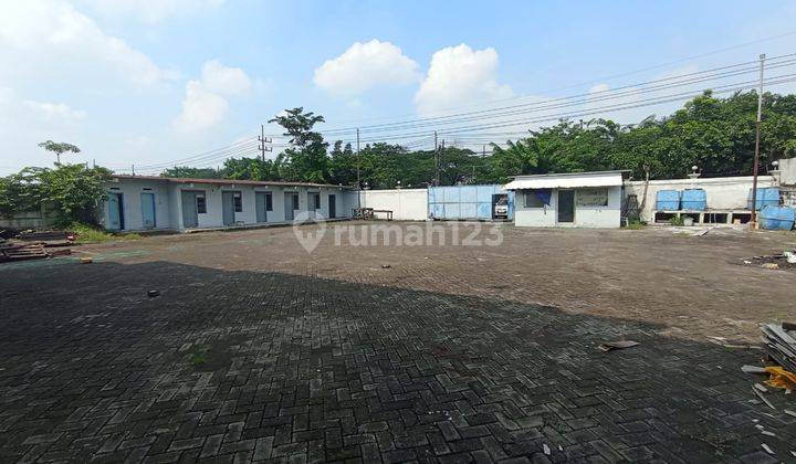 Disewakan Gudang Margomulyo 4000 m² 1