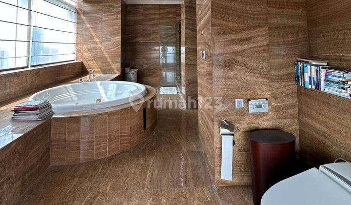 kamar mandi fast sale apartment pacific place