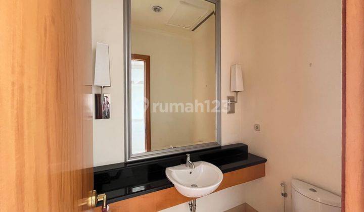 kamar mandi for sale apartment airlangga ritz