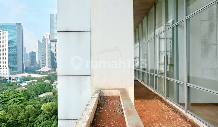 Senopati Suites 2 Junior Penthouse Apartment for Quick Sale 2