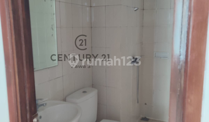 Disewakan Royal Mediterania Garden Lantai Rendah 2