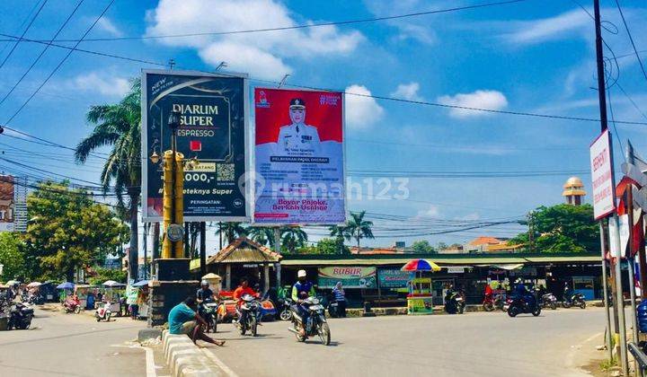 Kios di Pasar Haurgeulis Indramayu 1