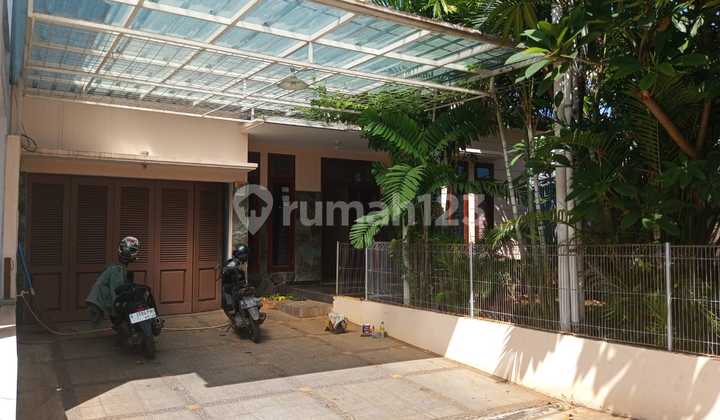 Rumah 1 Lantai Disewakan di Pondok Bambu Jakarta Timur Rumah 1 Lantai Disewakan di Pondok Bambu Jakarta Timur