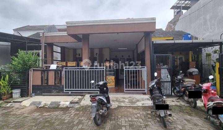 Rumah Cantik Minimalis Bebas Banjir di Graha Hijau Kopo 1