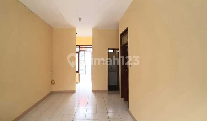 Rumah Terawat Siap Huni di Taman Kopo Indah 2 bisa Disewakan 2