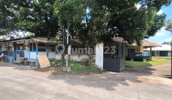 Gudang + Tanah Luas Berada Ditengah Kota Bandung di Cicendo bisa Disewakan Gudang + Tanah Luas Berada Ditengah Kota Bandung di Cicendo bisa Disewakan