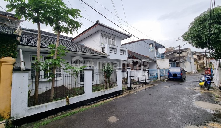 Rumah Akses Jalan 2 Mobil di Taman Cibaduyut Indah bisa Disewakan